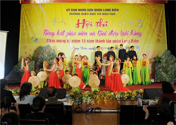 Hội thi Tiếng hát giáo viên - Giai điệu tuổi hồng năm học 2018-2019 (5).jpg